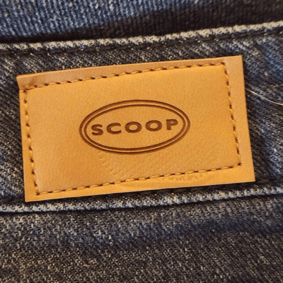 Scoop Denim Raw Hem Shorts NWT (4266) - Picture 4 of 8